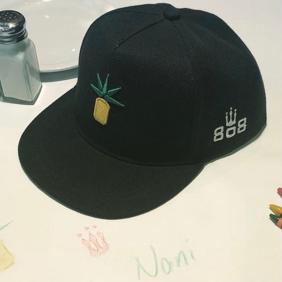 Snapback - Picture 2 of 8